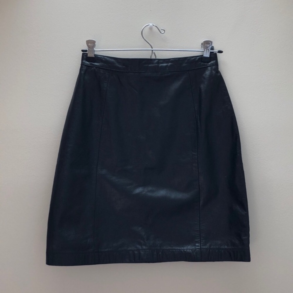 Leather skirt